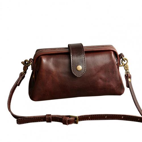 Premium leather Retro Handmade Bag